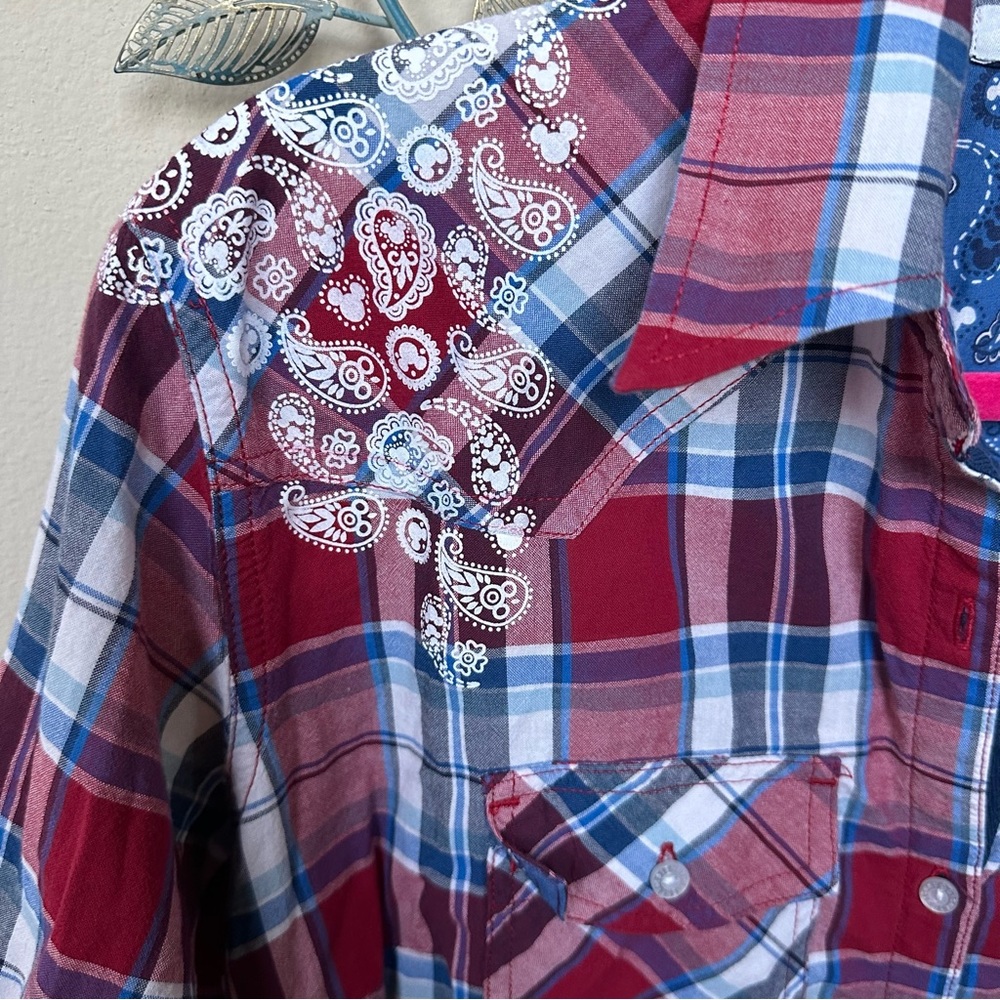 Disney Parks Red White Blue Plaid Long Sleeve Button Down Shirt Sz M EUC - Picture 2 of 6